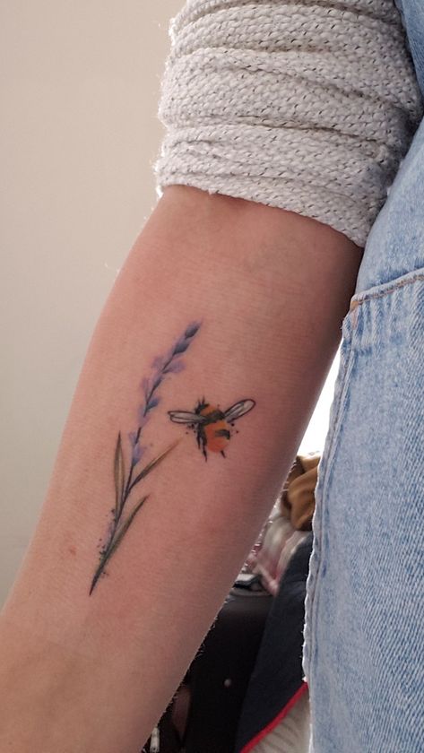 Honey Bee Tattoo With Flowers, Bee Lavender Tattoo, Bee Tattoos With Flowers, Lavender Bee Tattoo, Flower With Bee Tattoo, Bee And Lavender Tattoo, Bee And Butterfly Tattoo, Bee Flower Tattoo, Tattoos Meaning Family