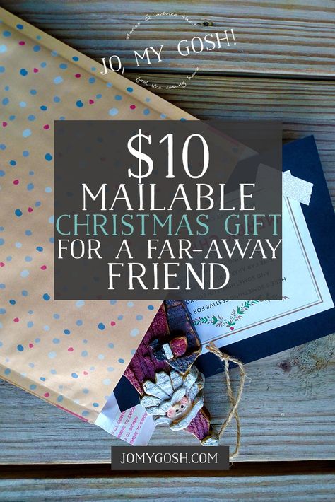 $10 gift idea for friends who are far away-- ornament, movie rental credit, and funny card! Free printable included. (2) Mailable Gifts, Coolest Crafts, Christian Military, Joke Gifts, Movie Rental, Crafts For Teens To Make, Crafts For Adults, Crafts Easy, Army Wife