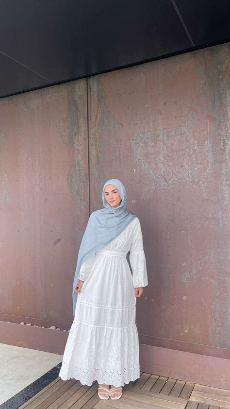 Summer Outfits Muslim, Hijabi Fashion Summer, Modest Outfits Muslim, Soft Feminine Outfits, Muslim Outfit, Outfits Muslim, Modest Girly Outfits, Hijab Fashion Summer, Estilo Hijab