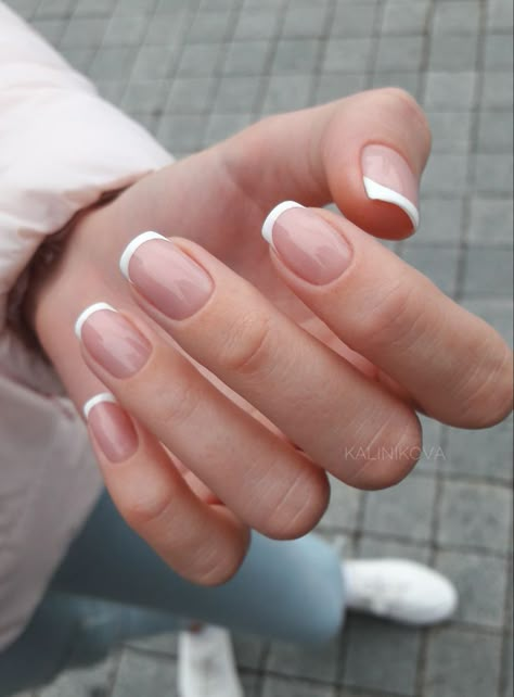 Short Acrylic Nails Elegant, Natural Acrilyc Nails Short, Gelish French Nails, Natural Gel French Manicure, Natural Gelish Nails, Bridal Nails Wedding Short, Squoval French Manicure, Bridal Nails Wedding Elegant French, Structured Gel Manicure Short