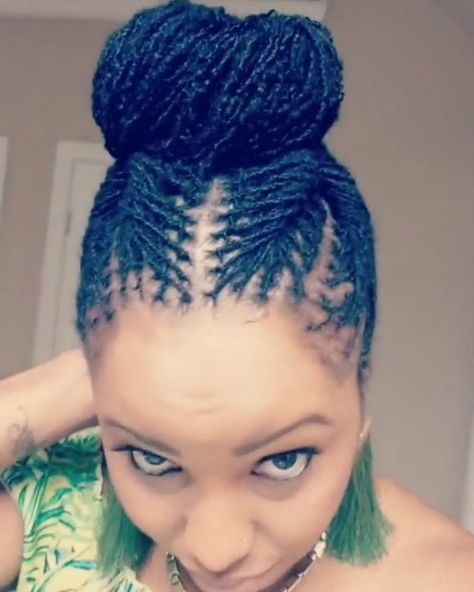 Nae Got Locs & Good Credit 👑 on Instagram: “Quick updo and bun. Going out to celebrate good friends and good credit. ❤️🙌🏾🎉 I no longer have to stuff my bun! Let's celebrate that, too!…” Micro Locs Styles Updo, Microloc Updo Hairstyles, Sister Locs Sisterlocks Styles, Micro Locs Hairstyles, Loc Buns, Micro Locs Styles, Micro Locs Vs Sister Locs, Microloc Styles, Short Microlocs Styles