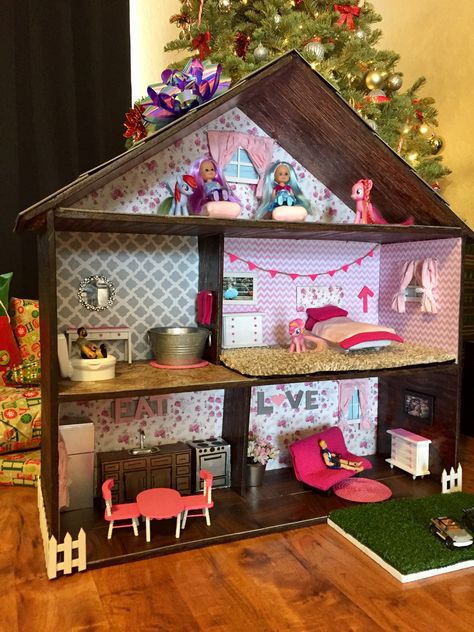 Homemade Dollhouse, Diy Bookshelf Kids, Baby Doll House, Perlengkapan Bayi Diy, Cardboard Dollhouse, Carton Diy, Diy Barbie House, Doll Furniture Diy, Dollhouse Diy