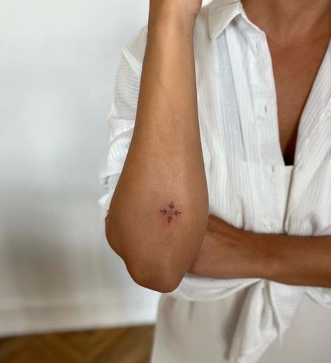 Tiny Moon Tattoo Placement, Embroidery Style Tattoo, Tattoos On The Back Of The Arm, Tiny Ornamental Tattoo, Monstrance Tattoo, Spanish Tile Tattoo, Tattoos On Arm For Women, Small Boho Tattoo, Delicate Wrist Tattoos For Women