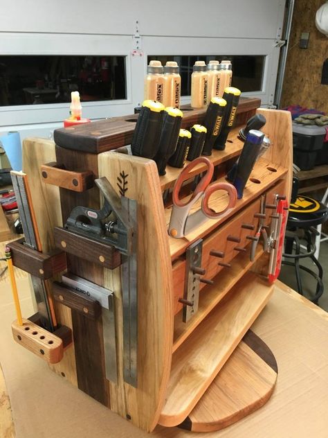 would like suggestions for a finish for a benchtop tool Caddy I'm making - by alwayslearning @ LumberJocks.com ~ woodworking community Wooden Tool Caddy, Woodshop Tools, Tool Caddy, Wood Tool Box, Wooden Tool Boxes, Garage Tool Storage, Tool Tote, Wood Shop Projects, Woodworking Workbench