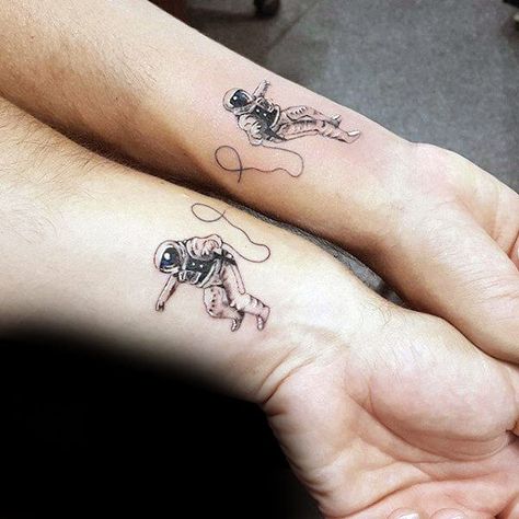 friendship-tattoos-33 Astronaut Tattoo, Brother Tattoos, Sibling Tattoos, Inspiration Tattoos, Friendship Tattoos, Space Tattoo, Matching Tattoo, Best Friend Tattoos, Hand Tattoo