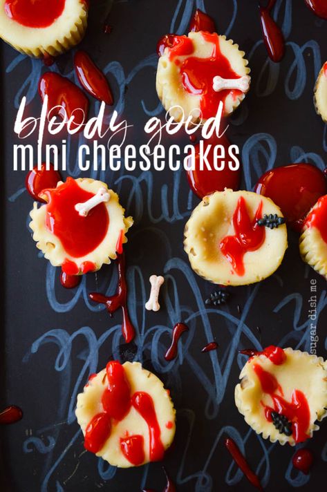 Bloody Good Mini Cheesecakes are super simple and actually come together quickly! The perfect Halloween cheesecake recipe. Halloween Cheesecake, Gingersnap Crust, Skull Cake, Awesome Recipes, Cheesecake Bites, Mini Cheesecakes, Spiced Rum, Halloween Desserts, Muffin Cups