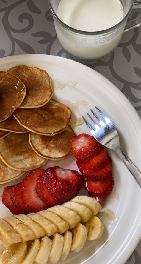 Pancake Healthy Motivation, Yummy Eats, Yummy Foods, Sweet Savory, Good Eats, Waffles, Pancakes, Quick Saves