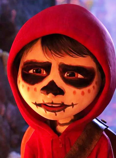 Miguel Coco Makeup, Coco Makeup Disney, Miguel From Coco Costume, Coco Skeleton Makeup, Hector Costume Coco, Miguel Face Paint Coco, Coco Costume, Pixar Coco, Kids Face Paint