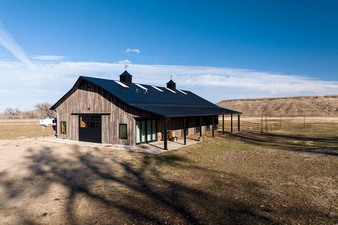 Morton Buildings stall barn in Sheridan, WY. Morton Building Homes, Equine Barns, Equestrian Building, Post Frame Construction, Morton Building, Pole Barns, Riding Arenas, Barn Design, Building Homes