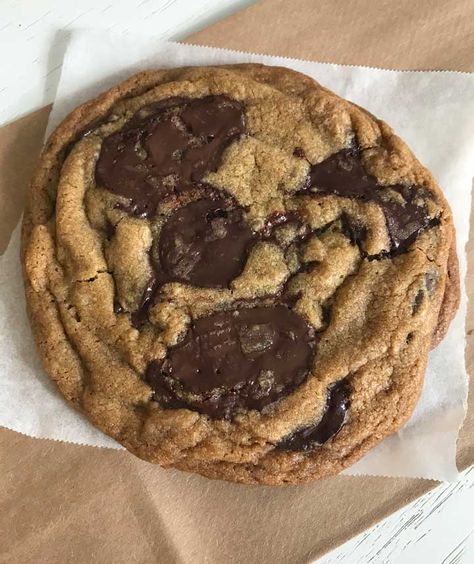 Famous Bakery Recipes, Bouchon Bakery Recipes, Thomas Keller Recipes, Bakery Style Chocolate Chip Cookies, Bakery Chocolate Chip Cookies, Bouchon Bakery, Dorie Greenspan, Thomas Keller, Cake Video