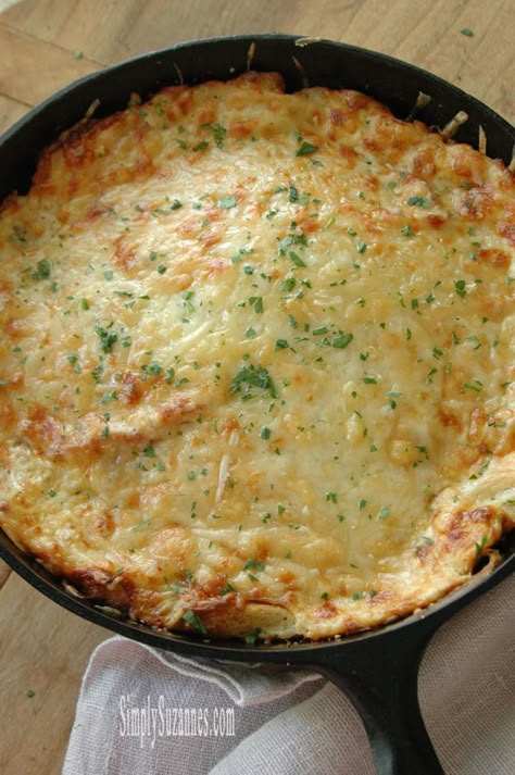 Quiche Recipes Savory, Cathy Mitchell Dump Dinners Recipes, Simply Home Cooked, Savoury Pies Recipes, Unusual Breakfast Ideas, Dinner Quiche Recipes, Breakfast Entrees, Savory Pies Recipes, Ham And Cheese Sandwich