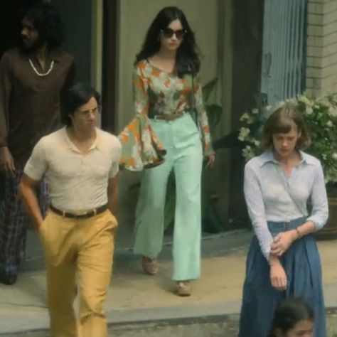 Monique The Serpent, 70s Mob Wife Aesthetic, 21 Photoshoot, Women Characters, Old School Aesthetic, 70s Look, Gamine Style, 60s And 70s Fashion, Old Outfits