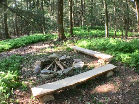 Campfire benches made from single pine log with chainsaw mill. Campground campfire spot. Creek Hangout Spot, Hangout Spot In Woods, Forest Hangout Spot, Diy Campground, Forest Hangout, Woods Hangout Spot, Campfire Bench, Garden Campfire, Summer Hangout Spot