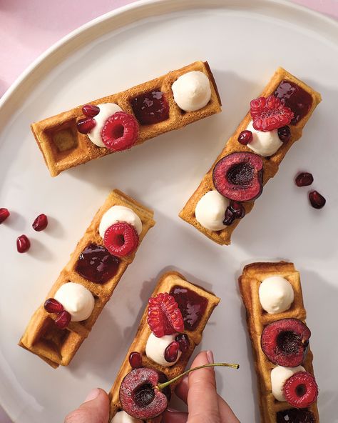 Master the art of brunch with Waffle Boats! Explore this plating hack in our new "COLOR" issue of So Yummy Magazine. Link in bio Plate Decorating, Decorating Hacks, Full Rainbow, Summer Products, Dinner Meal Prep, Individual Servings, Red Orange Yellow, So Yummy, Spring Recipes