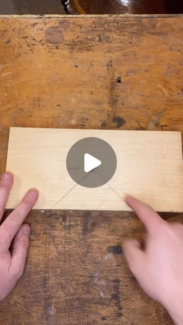 Woodworking Tips And Tricks, Construction Hacks, Diy Hout, Diy Tools Woodworking, Brilliant Ideas Diy, Woodworking Projects Diy Beginner, Mark Schultz, Japanese Woodworking Tools, Diy Tools Homemade