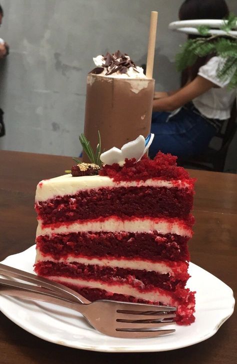 Redvelvet Cake, Pretty Dessert, Food Therapy, Think Food, All Food, Velvet Cake, Red Velvet Cake, Food Obsession, Cafe Food