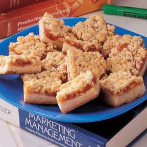 Apricot Squares Apricot Squares Recipe, Apricot Bars, Martha White, Raspberry Bars, Lemon Squares, Square Recipes, Raspberry Almond, Brownie Bar, Trans Fat