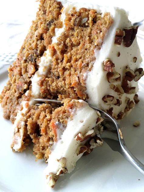 The BEST Spelt Carrot Cake -  It's perfectly scrumptious while being better for you! Made with spelt flour and applesause it's a carrot cake your family will ask for again and again! #BakingWithVitaSpelt Spelt Flour Recipes, Spelt Recipes, Healthy Carrot Cakes, Spelt Flour, Carrot Cake Recipe, Flour Recipes, Breakfast Cake, Savoury Cake, Pound Cake