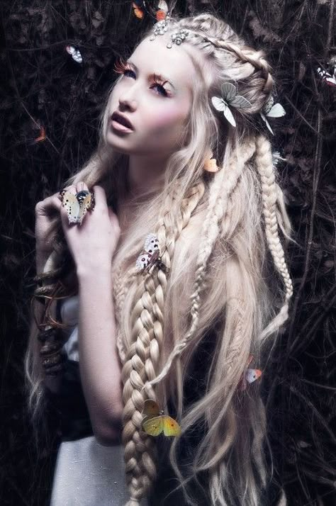 How to bleach your hair white: Long white blonde hair with braids, dreadlocks and butterflies. Read more here: White Dreads, Medieval Costumes, Celtic Hair, Motto Party, Virgo Art, White Blonde Hair, Fairy Hair, Fantasy Hair, Platinum Hair