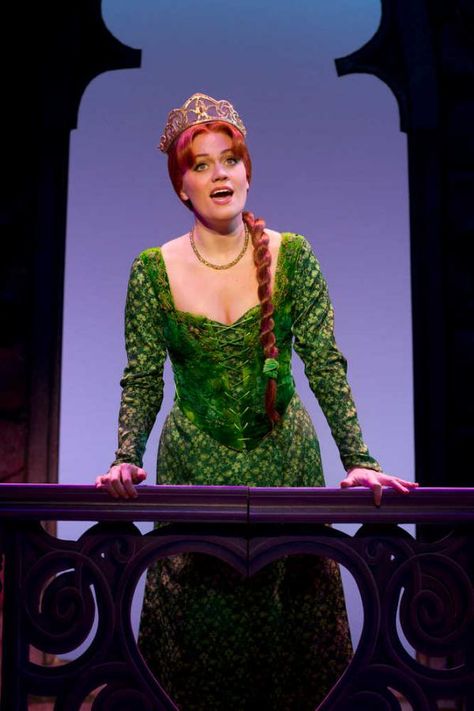 As long as I can sing in this song... I will be happy. I don't know why I am so obsessed with this song! Fiona Shrek The Musical, Fiona Costume, Shrek Musical, Fiona Shrek, Shrek The Musical, Shrek Costume, Green Costume, Broadway Costumes, Princess Fiona