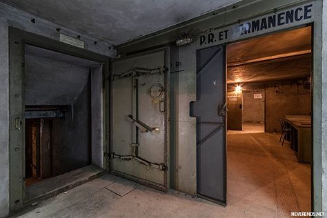 Bunker sous la Gare de l'Est Stanislav Petrov, Spy Shows, Fallout Rpg, Vault Dweller, Panic Rooms, Toyo Ito, Norman Foster, Earthship, Paris Paris