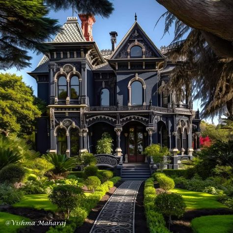 Victorian Homes Mansions, Fantasy Homes Exterior, Finnish House Exterior, Victorian Mansion Exterior, Modern Victorian Exterior, Vishma Maharaj, Victorian Home Exterior, Old Victorian Mansions, Gothic Victorian House