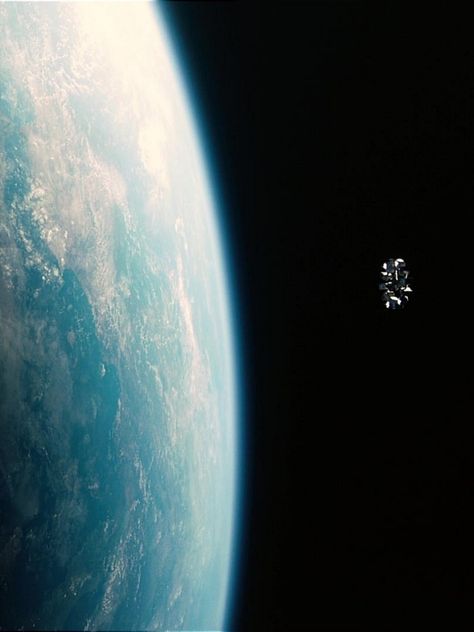 Interstellar Profile Picture, Interstellar Moodboard, Space Cinematography, Interstellar Cinematography, Interstellar Background, Blue Space Aesthetic, Interstellar Aesthetic, Interstellar Wallpapers, Interstellar Film