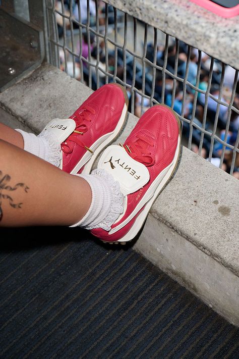 Rihanna Unveils FENTY x PUMA Avantis at Yankee Stadium Puma Sneaker Outfit, Fenty X Puma Shoes, Puma Sneakers Outfit, Fenty Puma Shoes, Puma Fenty Shoes, Rihanna Sneakers, Fenty Shoes, Rihanna Fenty Puma, Puma X Fenty