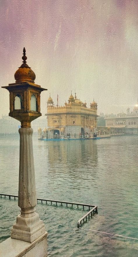 Satnam Waheguru Wallpaper, Harmandir Sahib Wallpaper, Golden Temple Wallpapers, Guru Granth Sahib Photography, Waheguru Aesthetic, Sikh Aesthetic, Punjabi Aesthetic Wallpaper, Chardi Kala, Gurbani Wallpapers