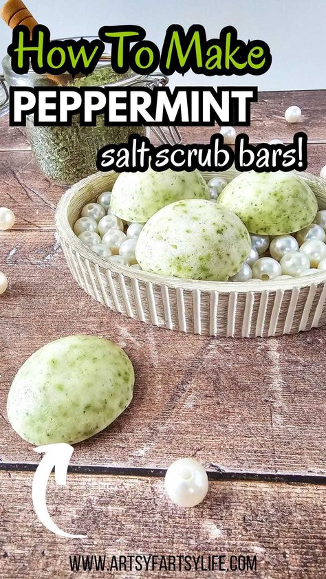 Salt Scrubs With Essential Oils Easy Diy, Peppermint Salt Scrub Diy, Salt Scrubs Diy, Scrub Bars Diy, Salt Scrubs With Essential Oils, Sea Salt Scrub Diy, Diy Scrub Bars, Essential Oil Scrubs, Peppermint Scrub