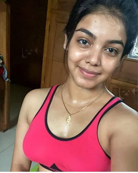 Chennai Queens 😍 on Instagram: “🥰” Actress Without Makeup, Hot Women Dress, Beautiful Dresses Short, Hottie Women, Beautiful Smile Women, Chennai, Hollywood, Bra, On Twitter