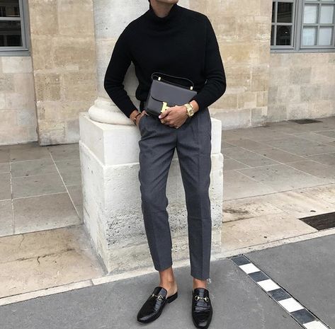 Men’s Quiet Luxury, Mules Shoes Outfit Men, Quiet Luxury Men, Gentlemen Aesthetic, How To Style Mules, Mule Shoes Outfit, Lv Clutch, Mules Outfit, Gq Mens Style