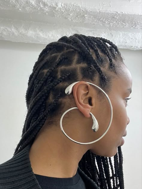 Dope Jewelry Accessories, Dope Jewelry, Funky Jewelry, Jewelry Lookbook, Jewelry Inspo, Looks Style, Mode Inspiration, Ear Jewelry, Piercing Jewelry