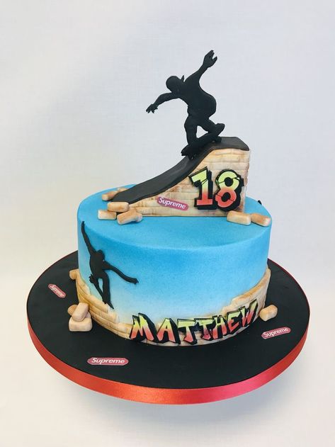 Skateboarding themed 18th Birthday cake using silhouettes to great effect for the figures Skater Birthday Cake, Skate Party Cake Ideas, Skating Cake Ideas, Skating Theme Cake, Skater Cake Ideas, Skate Board Cake Ideas, Skateboard Theme Cake, Skate Party Cake, Skate Park Cake