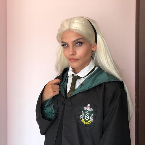 Lucious Malfoy Costume, Draco Malfoy Costume Female, Female Draco Malfoy, Draco Malfoy Cosplay, Malfoy Costume, Draco Malfoy Costume, Lucious Malfoy, Slytherin Cosplay, Slytherin Outfit