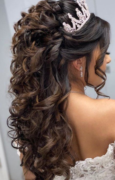 Half Up Half Down Quince Hair, Quinceanera Hairstyles Half Up Half Down, Quince Hairstyles With Crown, Half Up Half Down Hairstyles, Quinceanera Hairstyles, Quince Hairstyles, Wedding Hairstyles Half Up Half Down, Half Up Half Down Hair, Wedding Hairstyles For Long Hair