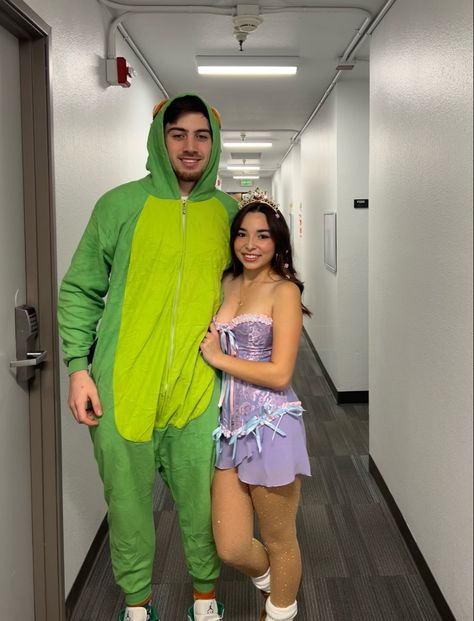 #halloween #costumes #tangled Rapunzel And Chameleon Costume, Tangled Costume Couple, Rapunzel And Pascal Costume, Repunzal Tangled Halloween Costume, Tangles Couple Costume, Tangled Couples Costume, Repunzle Halloween Costumes, Repunzle Flynn Costume, Pascal Costume