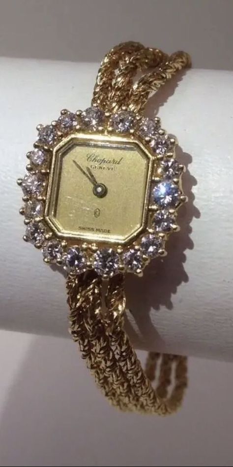 A Swiss Brand of jewellery, best known for their watches. I was fortune enough to recieve my first watch for my 21st from my husband. Over the yrs we have added other exquiste pieces to my collecton.It is family owned to this day. Chopard Watch, First Watch, Luxury Lifestyle Women, Sparkle Wedding, Pink Sparkle, Classic Watches, Fabric Jewelry, Dream Jewelry, Dainty Jewelry