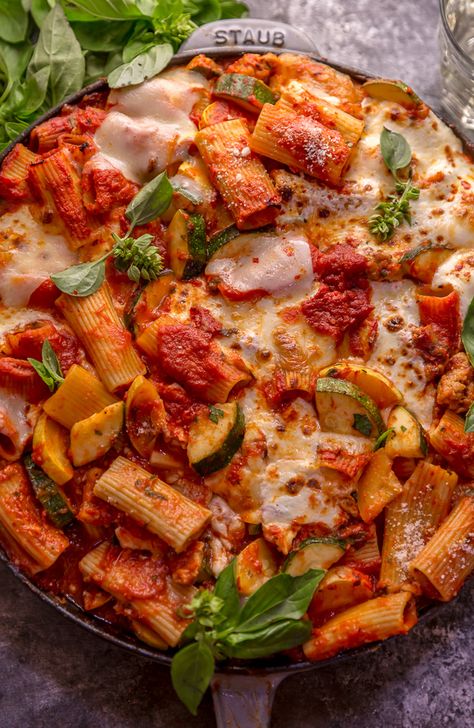 Summer Comfort Food, Rigatoni With Sausage, Popular Pasta Recipes, Rigatoni Recipes, Fra Diavolo, Baked Rigatoni, Baker By Nature, Spicy Tomato Sauce, Yummy Pasta Recipes