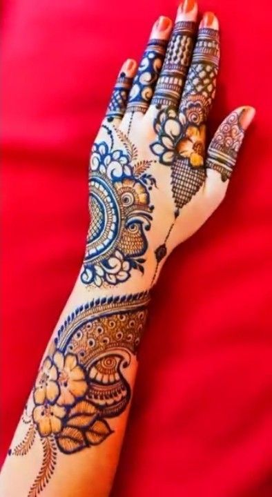 Fancy Mahendi Designs, Arabic Design Back Hand, Mhendi Back Hand, Mehndi Art Designs Back Hand Arabic, Cone Designs For Hands Full, Arebic Mahendi Designs Latest Back Hand, Back Hand Mahendi Design Simple, Mehendi Bridal Designs, Arebic Mahendi Designs Latest Front Hand