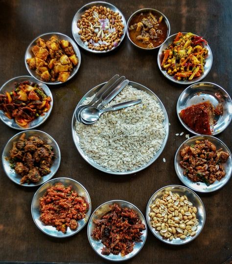 Newari Food, Kathmandu, Nepal. #khajaset #newarifood #birthdaycelebration Newari Food, Tibetan Food, Nepalese Food, Nepal Food, Nepali Food, Celebrating Birthday, Chicken Liver Pate, Nepal Travel, Kathmandu Nepal