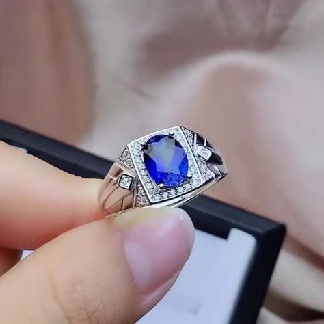 January Birthstone Jewelry, Gents Ring, Jewelry Mens, Beautiful Wedding Rings, Gem Ring, September Birthstone, Natural Blue Sapphire, Blue Sapphire Rings, Men's Ring