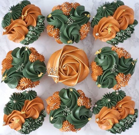 Elegant Halloween Cupcakes, Fall Cupcakes Decoration, Bridal Cupcakes, Fall Wedding Cupcakes, Thanksgiving Cupcakes, Elegant Cupcakes, Green Cupcakes, Orange Cupcakes, Cupcake Decorating Tips