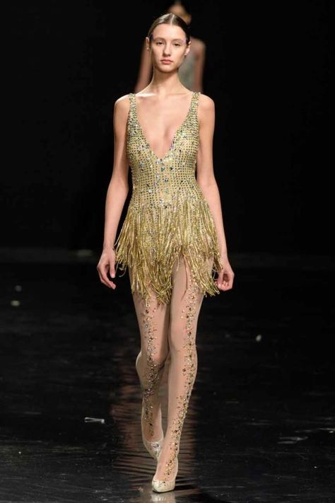 Celia Kritharioti SS 2019 - Infoimaxtree - 77 Golden Dresses, Band Outfits, 2019 Runway, Golden Dress, Concert Fashion, Catwalk Fashion, Couture Outfits, Performance Wear, Fashion Spring