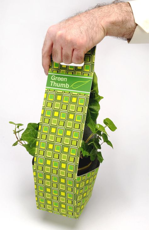 Green Thumb Plant Carrier Packaging by Kyle R. Green, via Behance How To Package Plants For Shipping, Plant Packaging Design, Green Packaging Design Boxes, Plant Delivery Packaging, Plants Packaging Design, Gardening Packaging, Plant Carrier, Plants Packaging, Plant Packaging