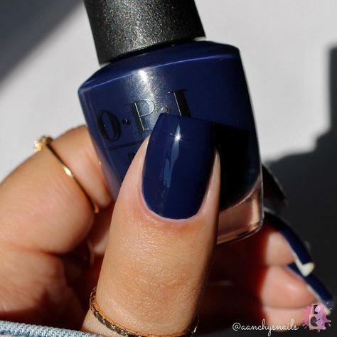 Aanchal | Nail Blogger on Instagram: “Isn’t It Grand Avenue- @opi from the Fall 2021: Downtown LA collection 💙 Navy always screams fall to me 😍 Purchased from…” Fall Nail Colors Opi, Navy Blue Nail Polish, Dark Blue Nail Polish, Blue Toe Nails, Sophisticated Manicure, Blue Nail Color, Navy Nails, Dark Blue Nails, Opi Nail Colors