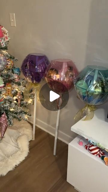 Waverly on Instagram: "#flashbackfriday let’s flash back to when I #diy these giant #lollipop stocking stuffers for my #candyland Christmas last year! Super cute #giftideas for any occasion really! #giantcandy #giantlollipop #dollartreediy #artsandcrafts #diygifts #giftbaskets" Lollipop Christmas Craft, Lollipop Christmas Decorations, Diy Christmas Stocking Stuffers, Lollipop Decorations Diy, Diy Christmas Lollipop Decorations, Candy Lollipops Diy, Whimsical Christmas Diy, Giant Lollipop Decorations Diy, Tacky Christmas Decorations