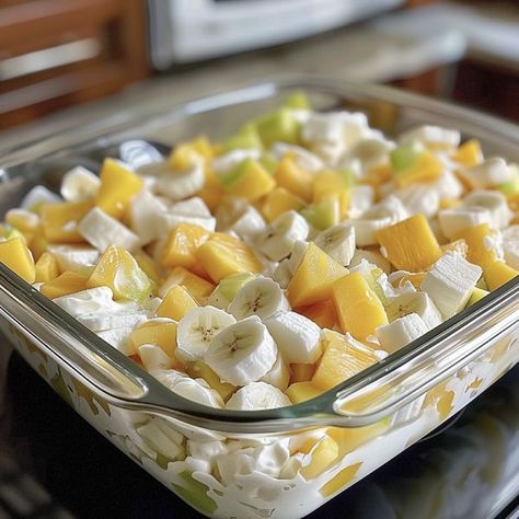 Frozen Fruit Salad, Fruit Salad With Pudding, Tropical Fruit Salad, Easy Family Recipes, Chopped Pineapple, Fruit Salad Easy, Salad Easy, Instant Pot Recipes Chicken, Instant Recipes