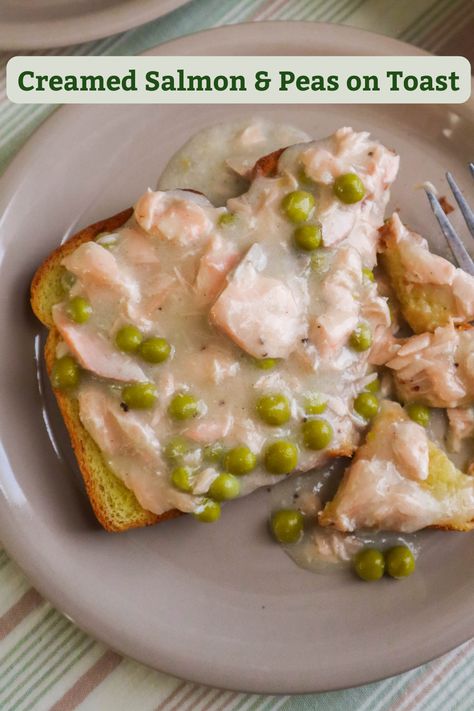 Salmon and peas on toast is a blast from yesteryear. It's a nutritious and delicious protein packed meal. Salmon And Peas, Peas On Toast, No Egg Desserts, Italian Sausage Pasta, Pork Salad, Easy To Make Dinners, Protein Packed Meals, Salmon Skin, On Toast