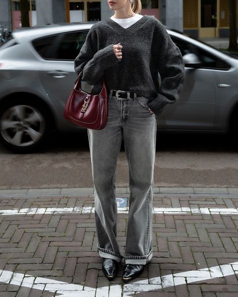 Street chic in shades of grey 🖤 How would you rate this cozy yet edgy vibe by @cvseev? #streetstyle #fallfashion #denimlove #monochromelook #minimalstyle #cozyoutfit #edgyfashion #fashioninspo #greytones #ootd #fashiondiaries #casualchic #effortlessstyle Burgundy Bag Outfit, Street Fashion Female, Fashion Dark, Female Tops, 2 Piece Skirt Set, Casual Outerwear, Sweater Outfit, Autumn Casual, Long Midi Dress